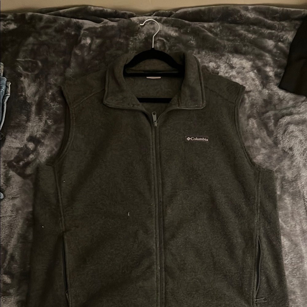 Columbia Gray Fleece Vest Sleeveless Layering Essential